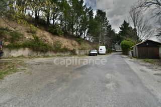  Maison à vendre 15 + pièces 420 m²