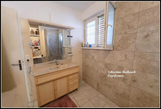  Immeuble � vendre 190 m�