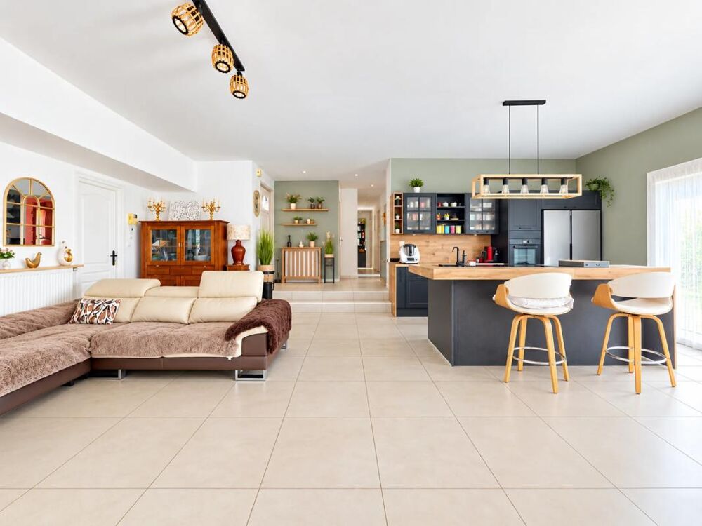 MAISON T2 - 142 M2 - INDÉPENDANT - PISCINE CHAUFFÉE