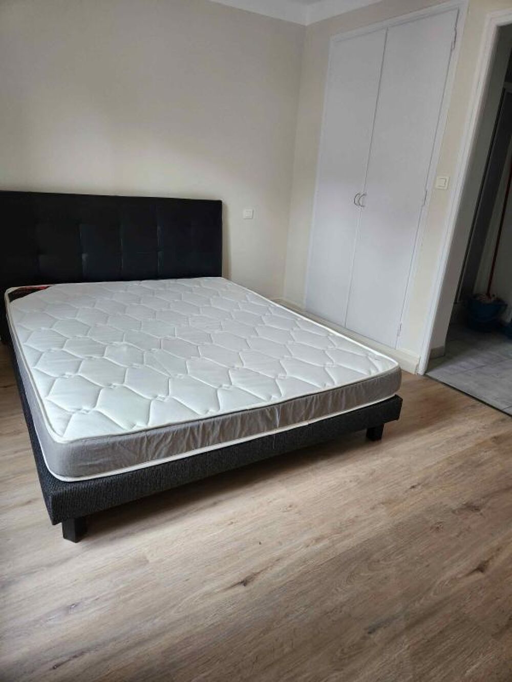 Location Appartement LOCATION T1BIS MEUBLE RODEZ SANS FRAIS D'AGENCE Rodez