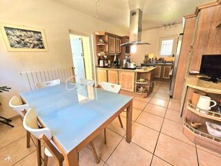  Villa à vendre 8 pièces 210 m²