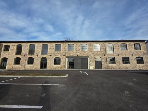 Magnifique plateau de bureau &agrave; vendre sur CHAPONOST (69), d'une surface de 216 m&sup2; au sein de la zone artisanale du FORUM DES AQU 471400 69630 Chaponost