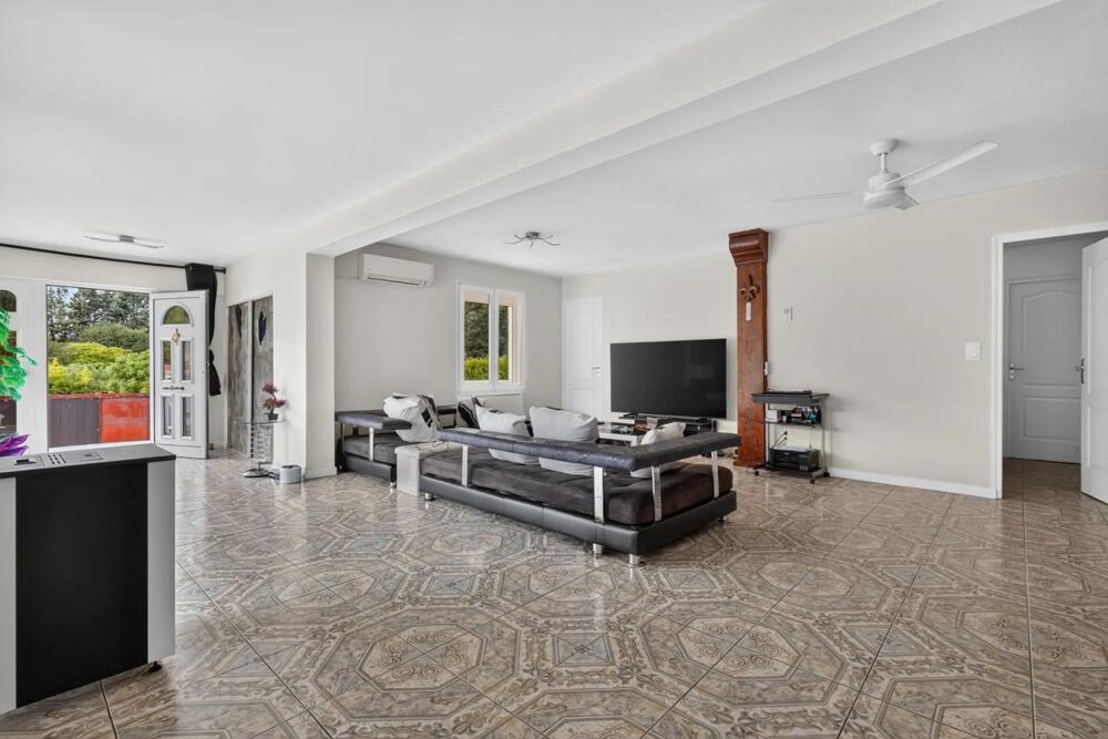 Vente Appartement Maison de 10 pièces de 234 m² à Ventabren Ventabren