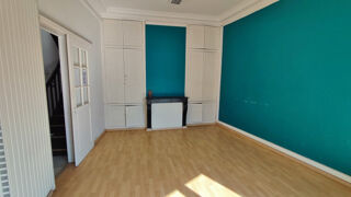  Immeuble  vendre 9 pices 200 m