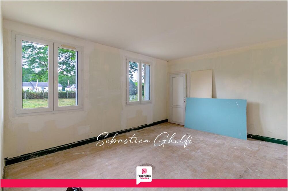 Vente Maison maison à rénover de plain pied avec 4 chambres terrain de 1110 m² Pruniers en sologne