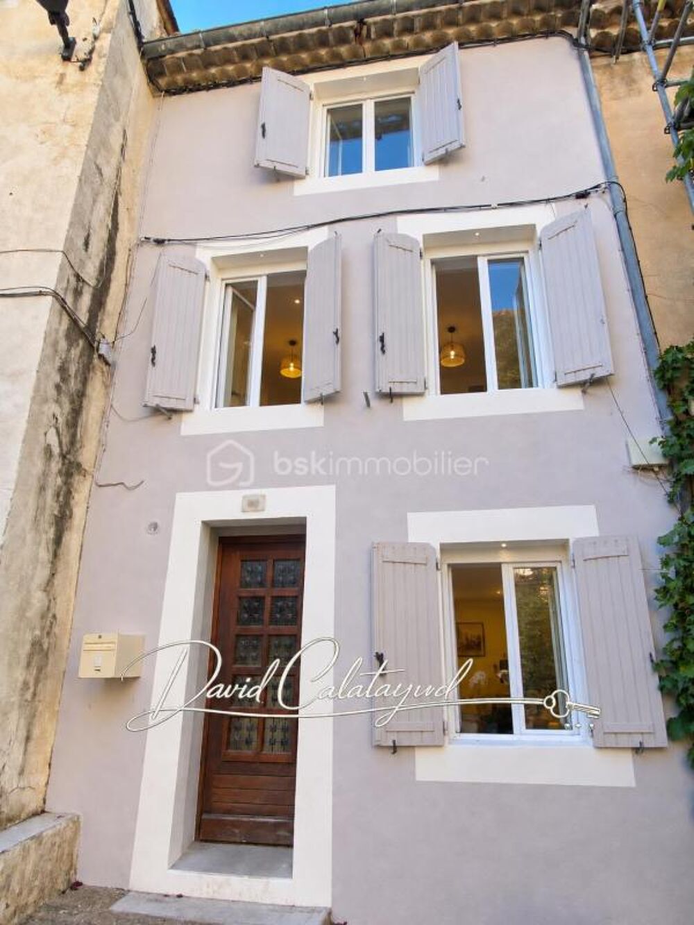 Vente Maison APT – Maison de ville rénovée d'environ 83 m² – 2/3 chambres – Cave voûtée Apt