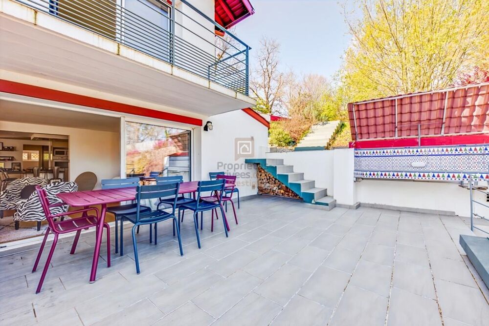 à vendre  Propriété/château Arcangues (64200)