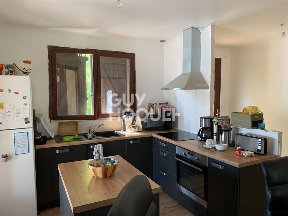 Location Maison Maison à Louer meublée aux Angles  - 5 pièces - 3 chambres - jardin ! (Bail meublé classique d'un an ? préférence bail étudiant Les angles