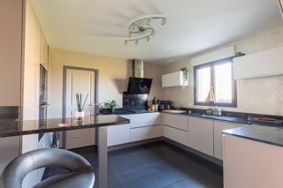  Maison � vendre 6 pi�ces 143 m�