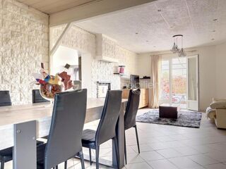  Maison  vendre 6 pices 155 m