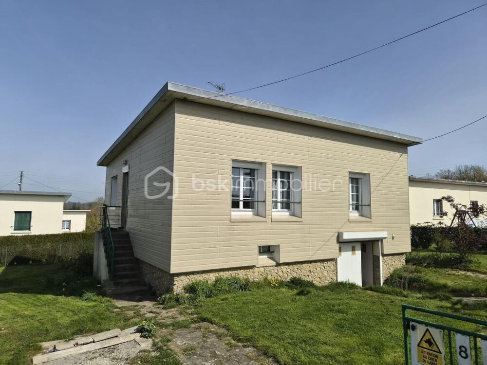 Charmante maison de village sur sous-sol complet