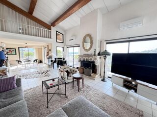  Villa � vendre 8 pi�ces 260 m�