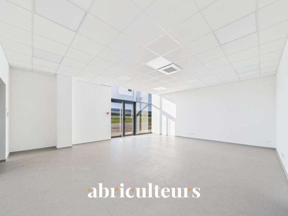   Bâtiment d'activité de 450 m² climatisé en vente à Chartres (28000) 