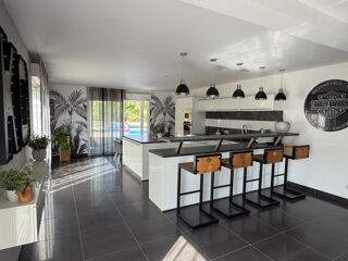  Maison à vendre 7 pièces 230 m²