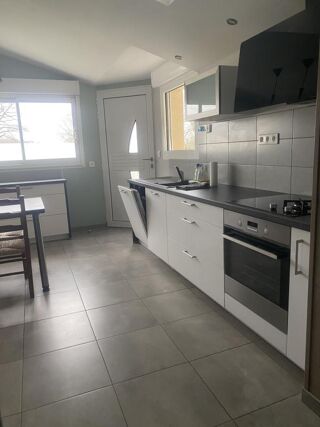  Maison à louer 5 pièces 132 m²