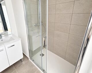  Appartement à louer 2 pièces 50 m²