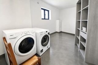  Propriété/château à vendre 12 pièces 390 m²