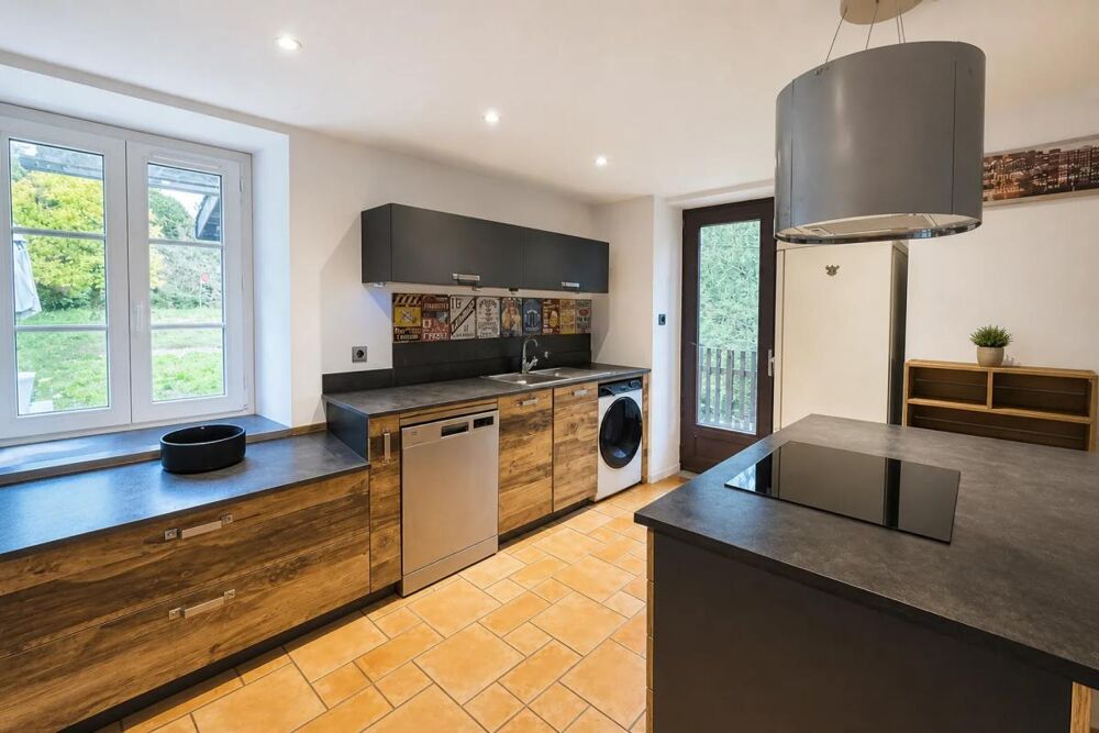 Vente Maison Charmante maison de village à Arbent, 160 m² Arbent