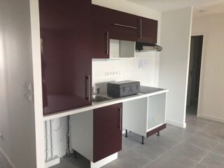  Appartement à louer 3 pièces 68 m²