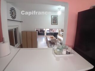 Appartement à louer 4 pièces 134 m²