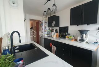  Appartement  vendre 4 pices 85 m