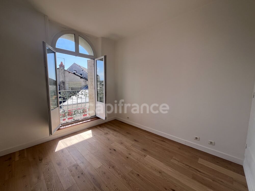 Appartement de caractère avec vue  Place Verdun à Tarbes