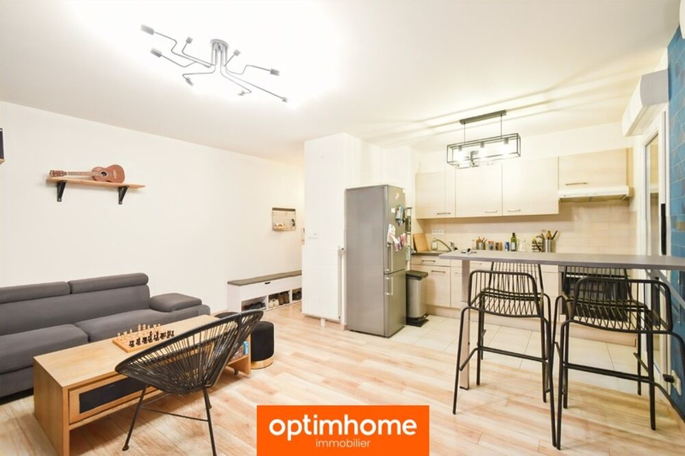 Appartement T3 lumineux avec balcon et parking couvert