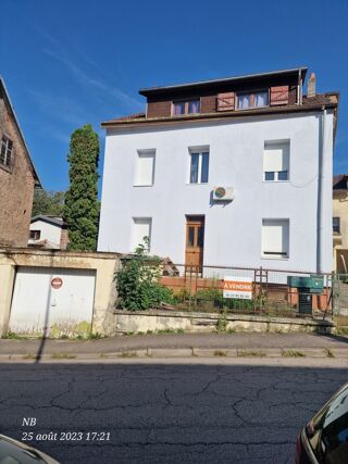  Maison  vendre 9 pices 252 m