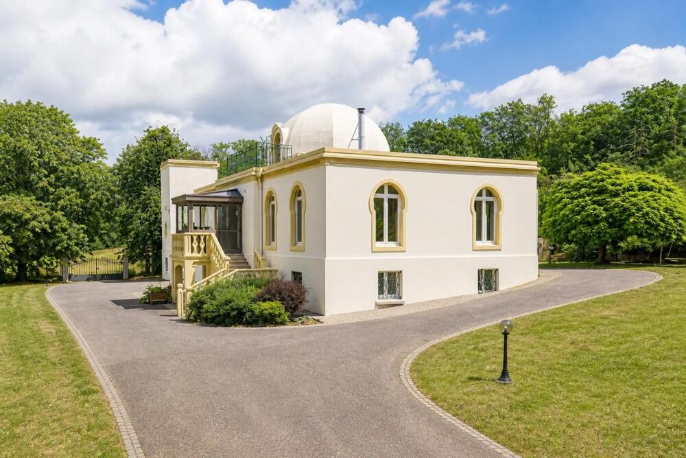 Vente Maison Maison de 9 pièces de 254 m² à Mirecourt Mirecourt