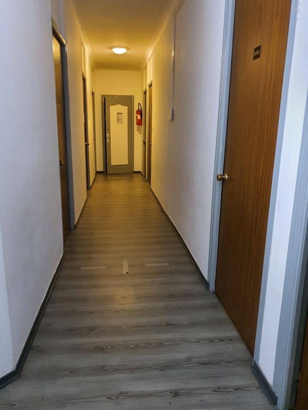 Vente Appartement Dpt Vosges (88), à vendre CONTREXEVILLE ENSEMBLE de 7 STUDIOS/CHAMBRES dans résidence avec ascenseur quartier thermal Contrexeville