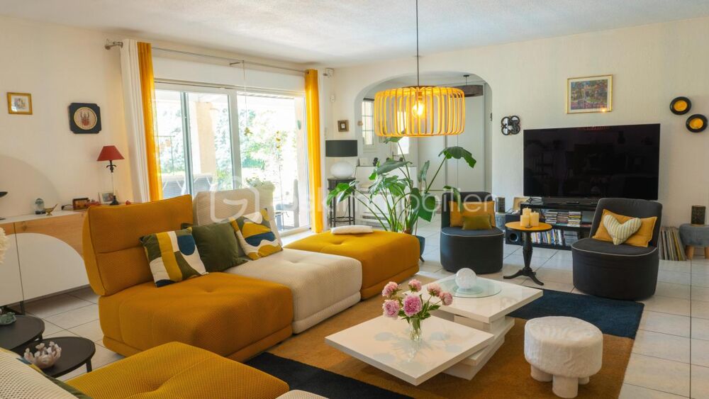 � vendre  Villa Tourrettes (83440)