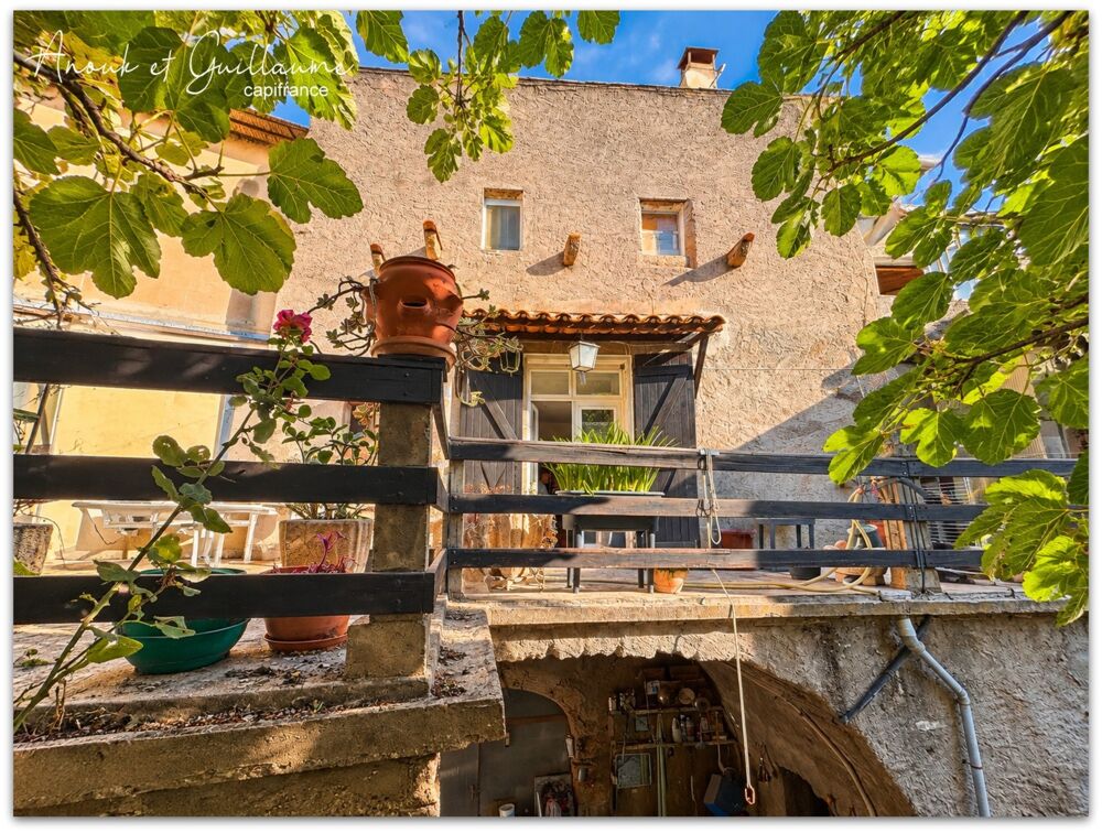 Vente Maison Exclusivité - Maison vigneronne de 120.70m² habitable environ avec jardin, grenier et garage - Neffiès (34320) Neffies