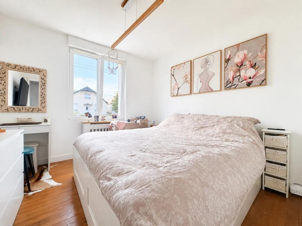 Vente Maison Maison de 5 pièces de 104 m² à Laval Laval
