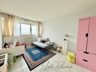  Appartement � vendre 4 pi�ces 65 m�