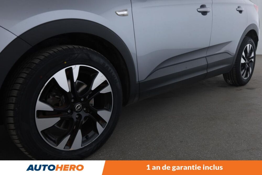 Grandland x 1.2 Turbo Elegance Business 130 ch 2021 occasion 92130 Issy-les-Moulineaux