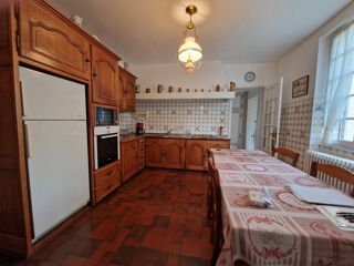  Maison  vendre 7 pices 180 m