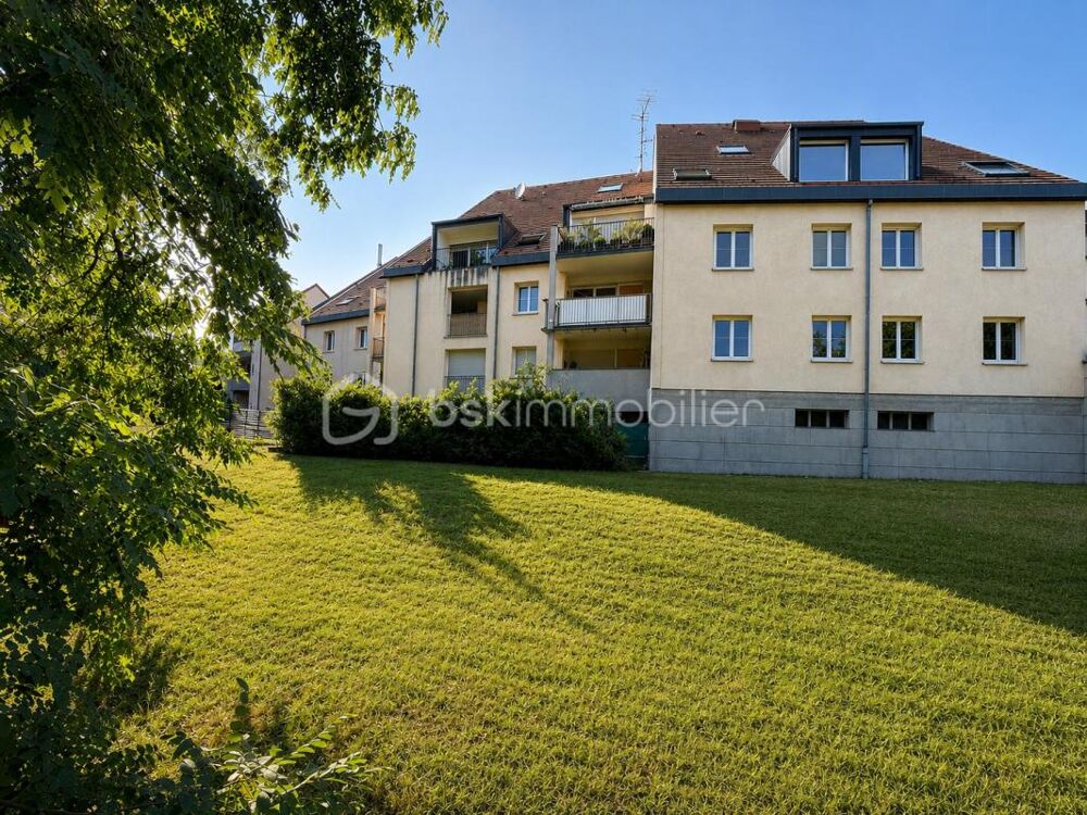 Appartement 3 pièces de 71 m² avec terrasse, parking  Cadre de vie exceptionnel à Issenheim