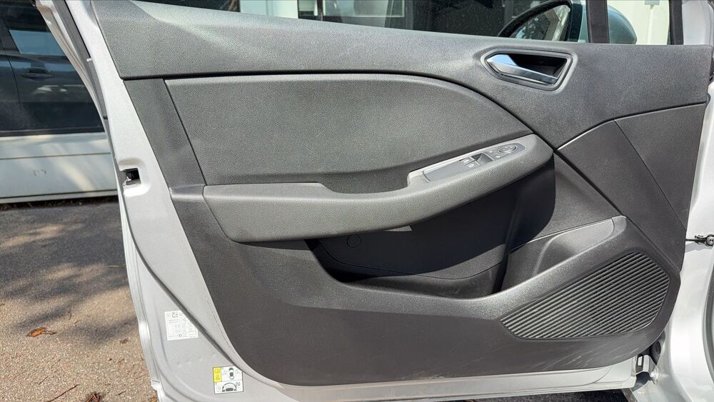 Clio 1.6 E-Tech 140 Hybrid EDC6 Business 2021 occasion 42100 Saint Etienne