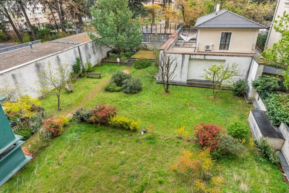 Très bel appartement T5 rénové VILLEURBANNE (69)