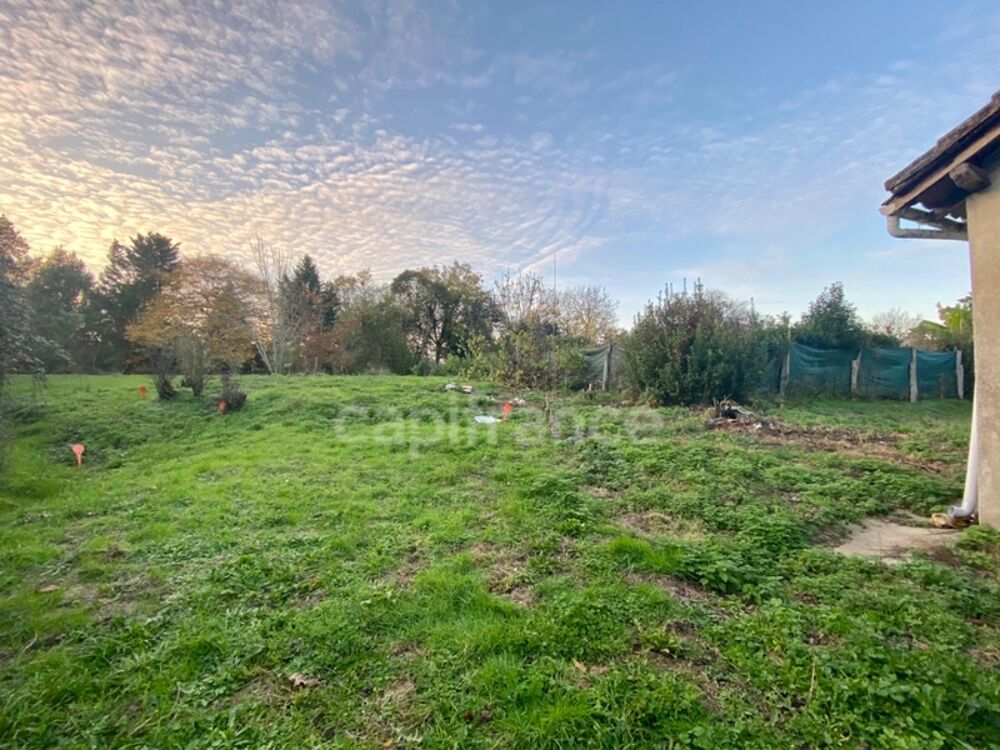 Dpt Gers (32), à vendre proche dESTANG ensemble de 3 maisons pour un total de 193 m2 sur 1466 m2 de terrain