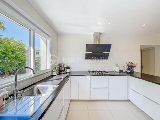  Villa  vendre 7 pices 141 m