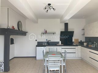  Maison � vendre 4 pi�ces 145 m�