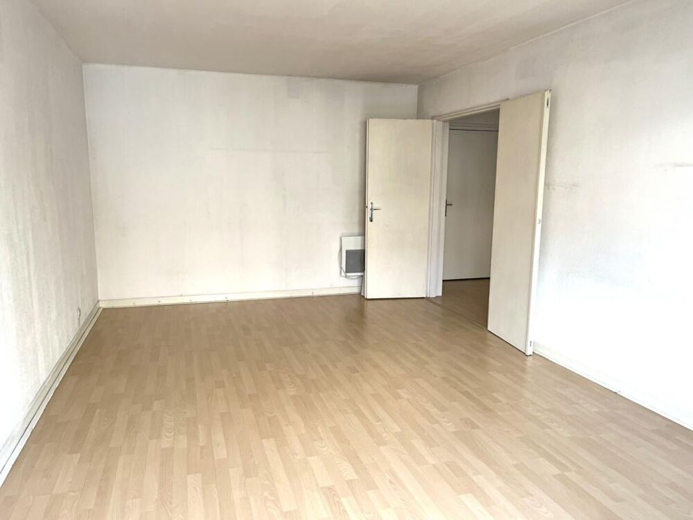 Vente Appartement Appartement Courbevoie 2 pièces 55 m2 et sa belle terrasse de 38m² Courbevoie