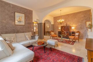  Maison à vendre 9 pièces 233 m²