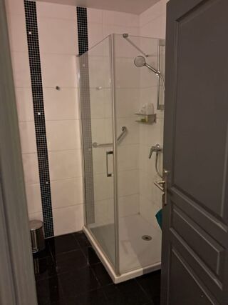  Appartement à louer 2 pièces 58 m²