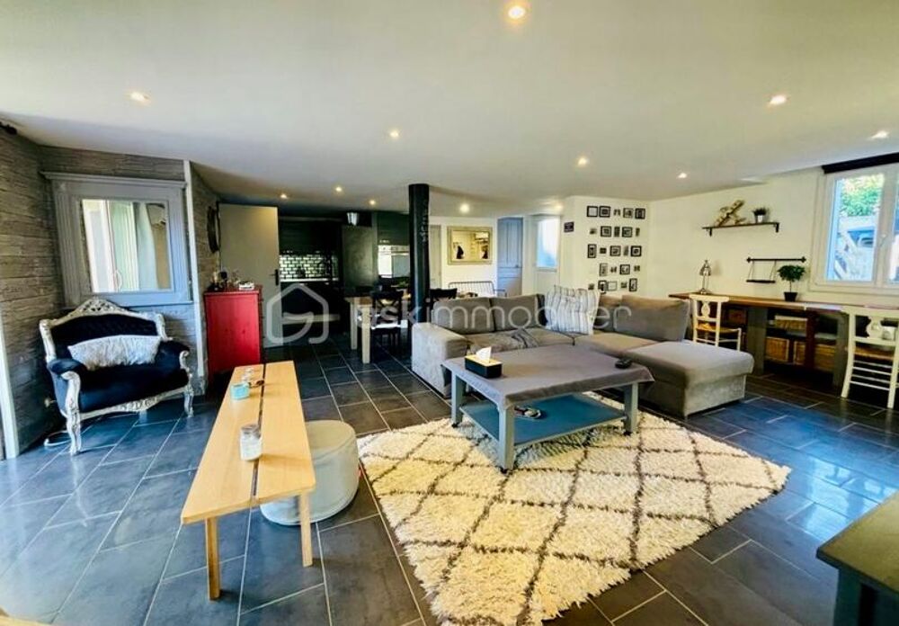 Vente Villa Bas de Villa T3/T4 + dépendance 15 m2 Toulon