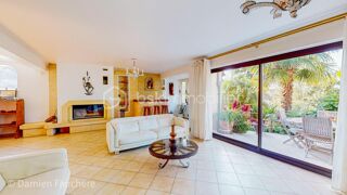  Propri�t�/ch�teau � vendre 10 pi�ces 320 m�