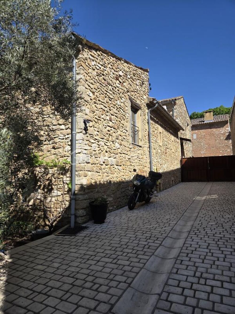 � vendre  Maison Saint-Victor-la-Coste (30290)