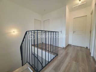 Vente Maison Pavillon de type F6 d'environ 99m2 dans petite copropriété de 6 lots Saint germain les arpajon