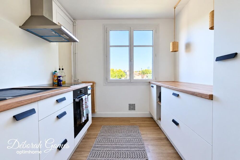 Vente Appartement Appartement T3 lumineux au dernier étage – Billère Billere